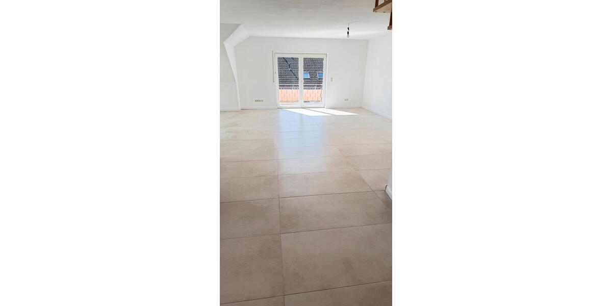 Dachgeschoßwohnung Trier Kürenz - 5 Zimmer, 148 m&sup2;, 515.000&euro; | Angebot:26322979