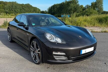 Porsche Panamera 142.000 km 27.000 &euro; Hagen 58091