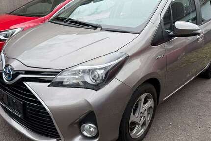 Toyota Yaris 56.600 km 12.900 € Saarbrücken 66115