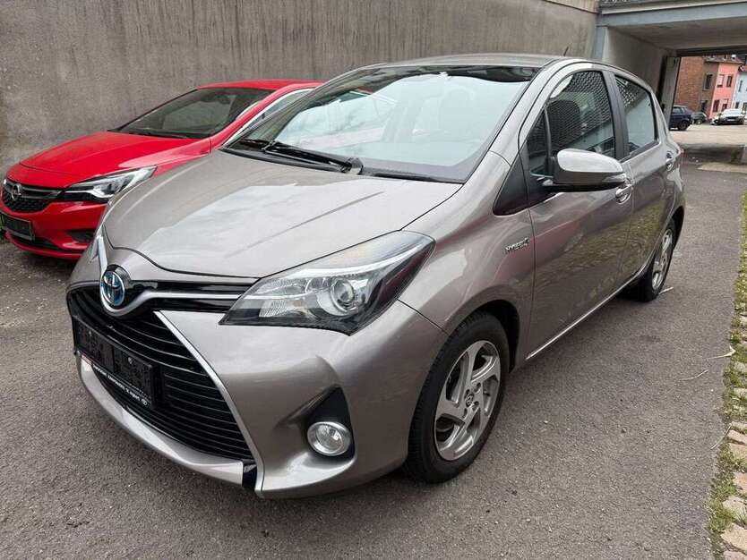 Toyota Yaris 56.600 km 12.900 € Saarbrücken 66115