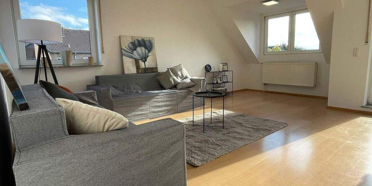 Etagenwohnung Alsdorf - 4 Zimmer, 123 m&sup2;, 299.000&euro; | Angebot:24035306