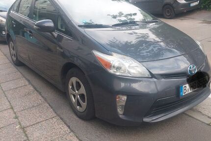 Toyota Prius 210.000 km 14.500 &euro; BERLIN 10367