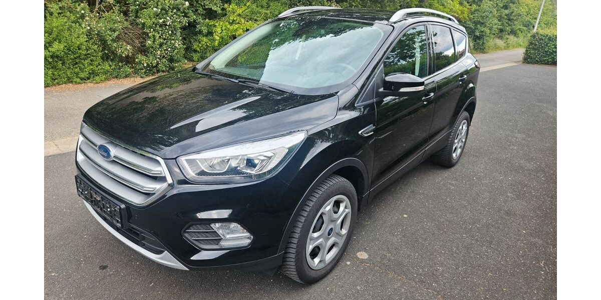 Ford Kuga 132.300 km 15.600 &euro; Niederwerrn 97464