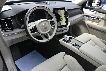 Volvo XC90 4.800 km 82.900 &euro; Jüterbog 14913