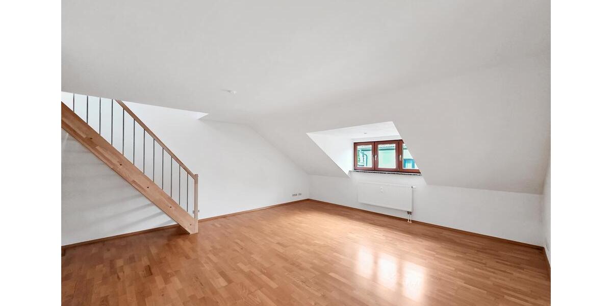 Dachgeschoßwohnung Neu-Anspach Anspach - 3 Zimmer, 67 m&sup2;, 890&euro; | Angebot:26518084