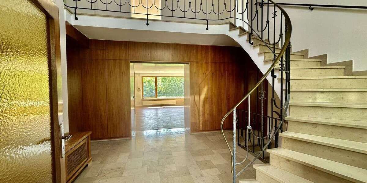 Haus zum Mieten in Hanau 2.850 € 274 m² 10 zimmer