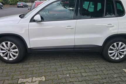 VW Tiguan 112.000 km 12.400 € Bonn (Lannesdorf) 53179