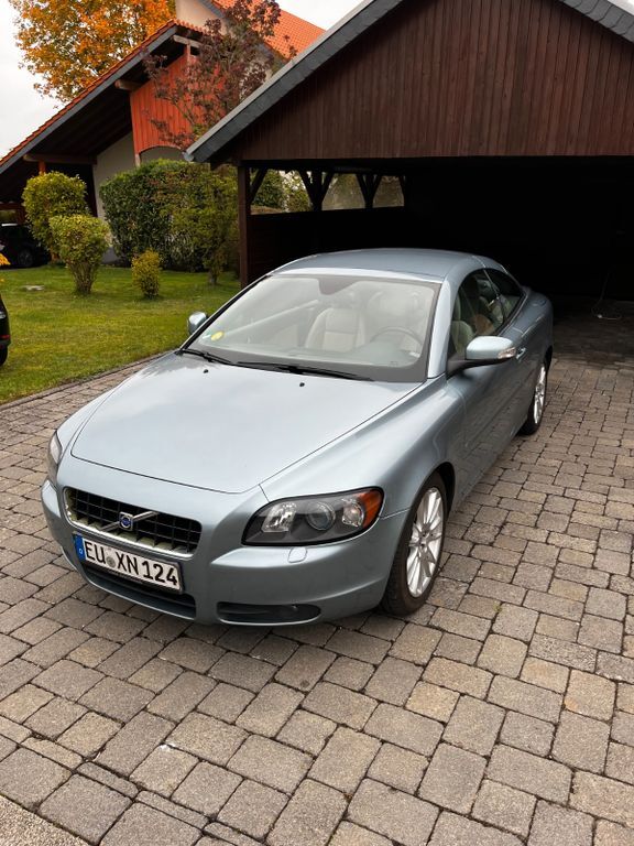 Volvo C70 164.000 km 5.900 € Blankenheim 53945