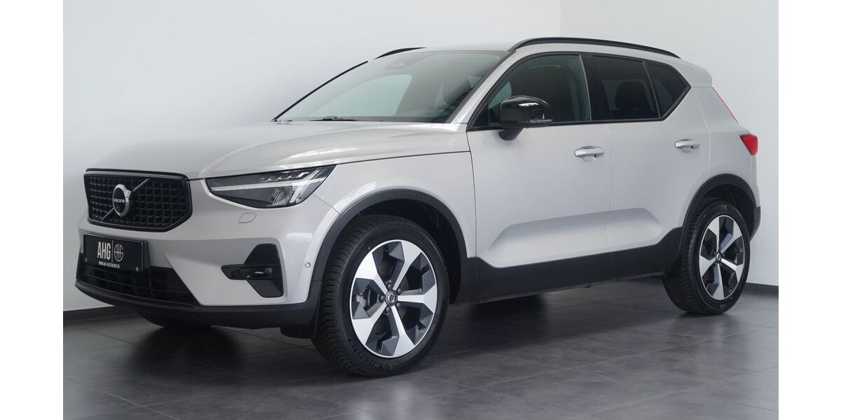 Volvo XC40 22.732 km 33.895 &euro; Wiesbaden 65205