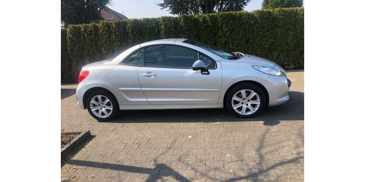 Peugeot 207 CC 125.000 km 3.900 &euro; Wittlich 54516