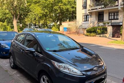 Ford Fiesta 121.000 km 3.999 &euro; Krefeld 47799