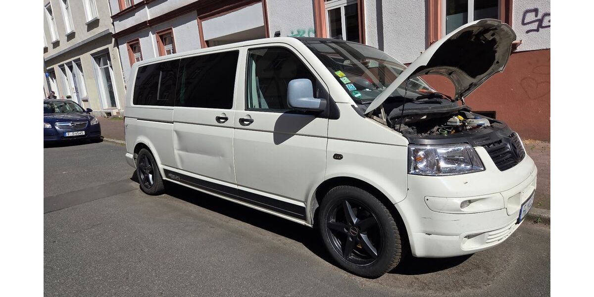 VW T5 Transporter 242.000 km 3.500 &euro; Frankfurt 60487