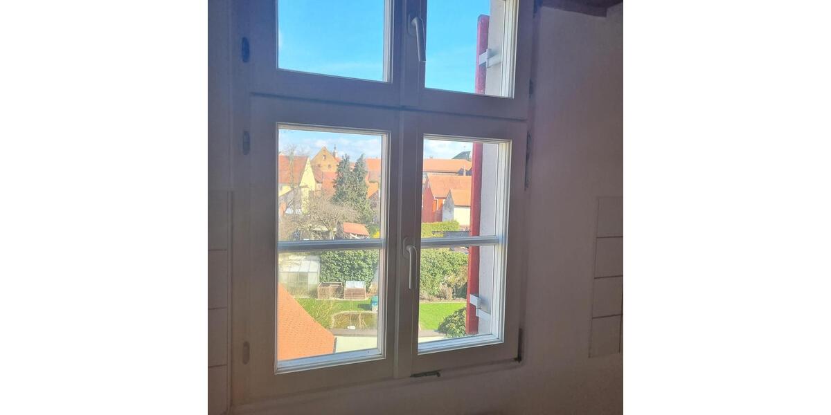 Dachgeschoßwohnung Wassertrüdingen - 2 Zimmer, 45 m&sup2;, 380&euro; | Angebot:26596690
