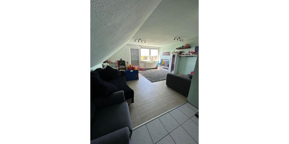 Dachgeschoßwohnung Schramberg - 4 Zimmer, 114 m&sup2;, 1.200&euro; | Angebot:26348686