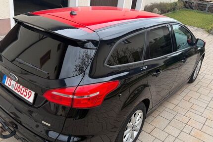 Ford Focus 111.000 km 10.700 &euro; Altenmarkt an der Alz 83352