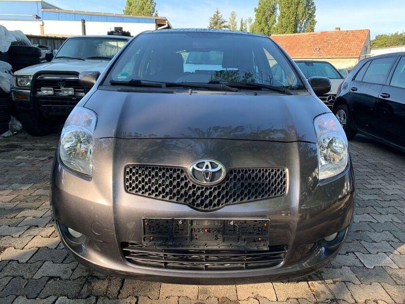 Yaris