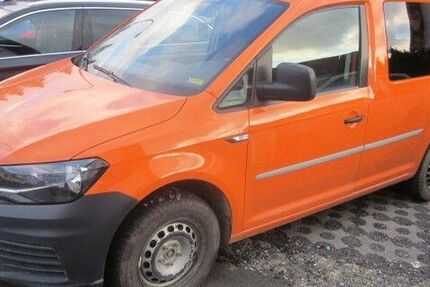 VW Caddy 252.400 km 7.700 &euro; Petersberg 36100