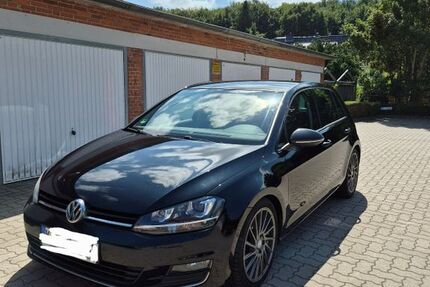 VW Golf 194.000 km 8.100 &euro; Kiel 24148