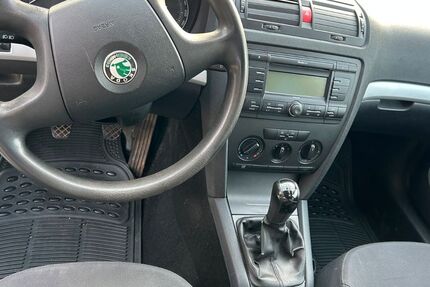 Skoda Octavia 202.672 km 2.000 &euro; Artern 06556