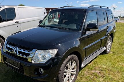Mitsubishi Pajero 271.032 km 9.500 &euro; Hemslingen 27386