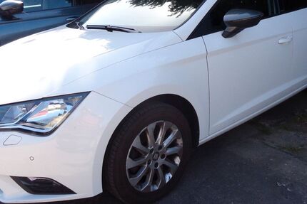 Seat Leon 173.436 km 5.999 &euro; Magdeburg 39110