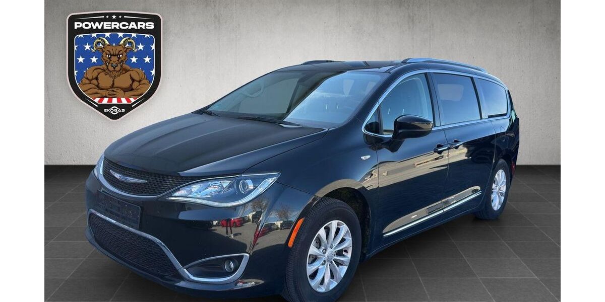 Chrysler Pacifica 21.250 km 31.999 &euro; Leipzig 04179