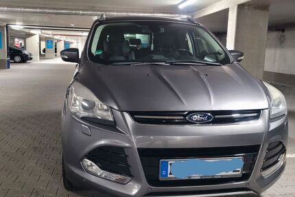 Ford Kuga 148.500 km 6.990 &euro; Darmstadt 64295