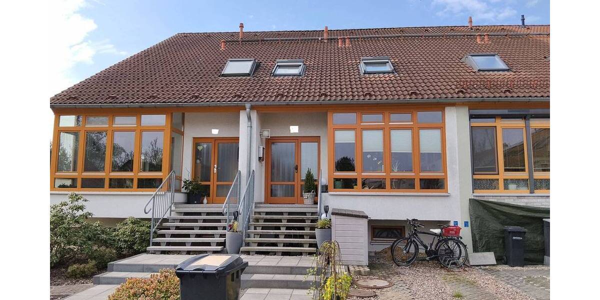 Reihenmittelhaus Hoyerswerda - 4 Zimmer, 116 m&sup2;, 260.000&euro; | Angebot:26205731
