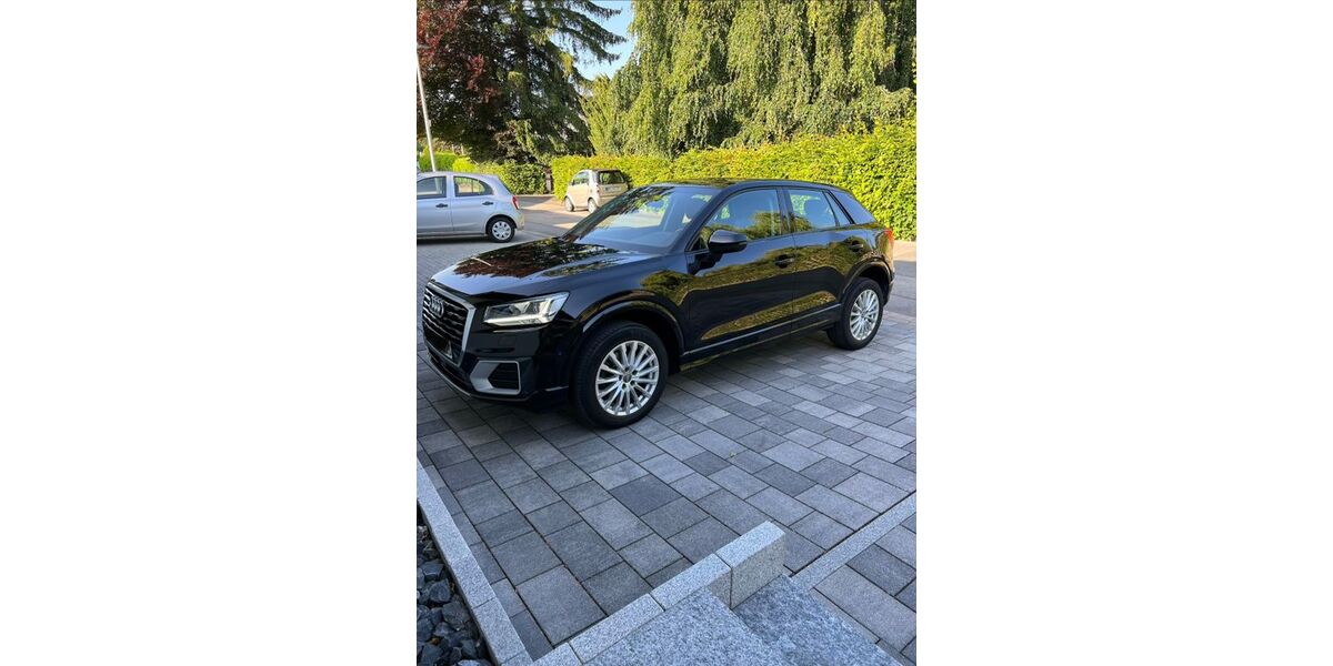 Audi Q2 118.000 km 16.900 &euro; Göttingen 37085