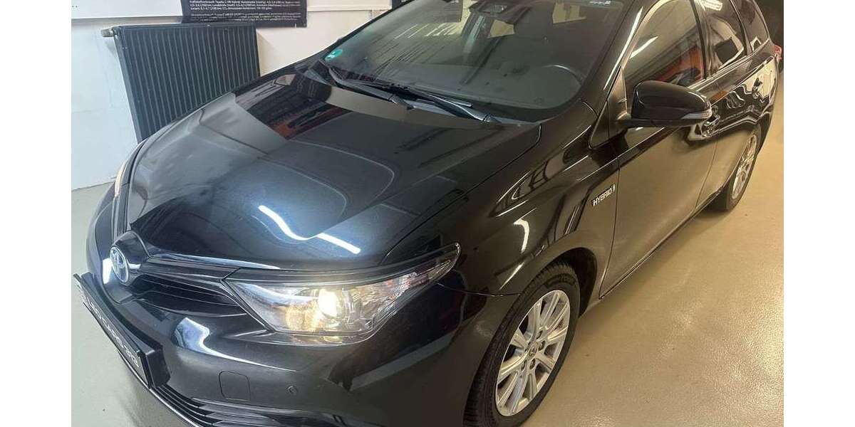 Toyota Auris 99.553 km 14.290 &euro; LEONBERG 71229