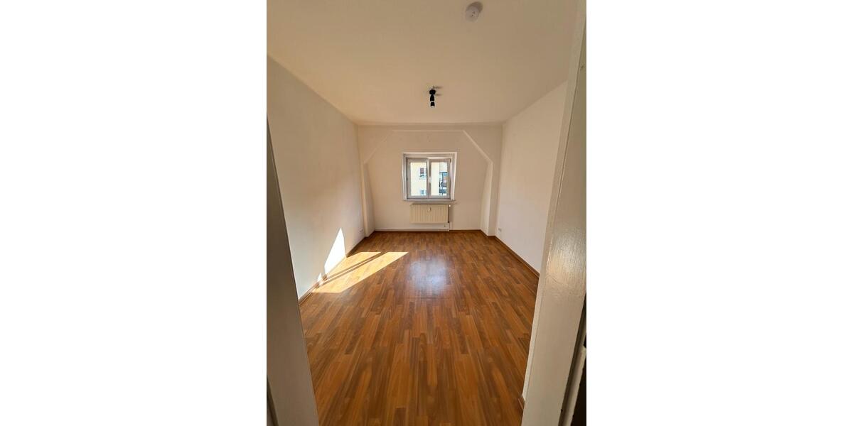 Etagenwohnung Am Ettersberg - 3 Zimmer, 70 m&sup2;, 520&euro; | Angebot:25269875