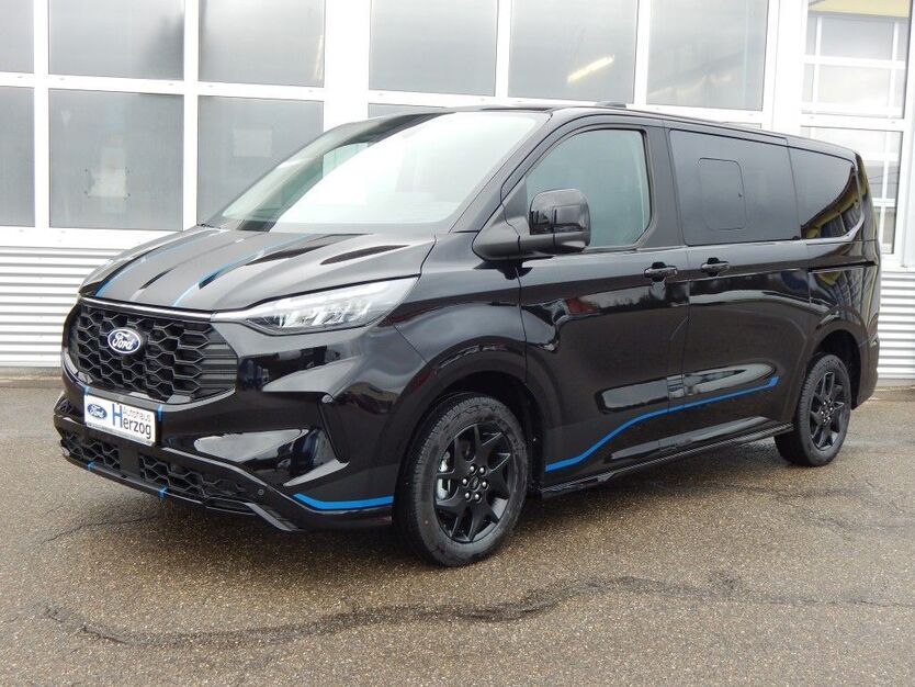 Ford Tourneo Custom 1.400 km 61.990 € Schramberg 78713