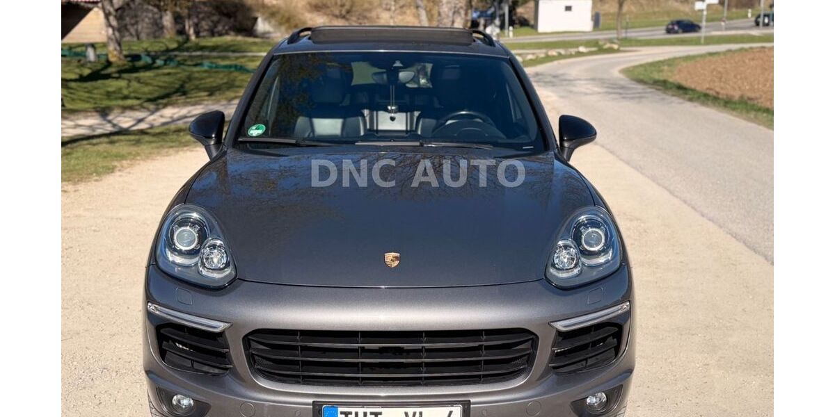 Porsche Cayenne 239.000 km 21.390 &euro; Tuttlingen 78532