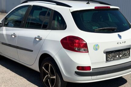 Renault Clio 187.000 km 1.099 &euro; Rosenheim 83024