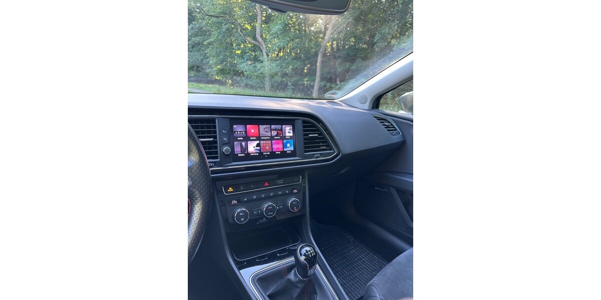 Seat Leon ST 52.000 km 15.500 &euro; Berlin 10178