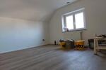 Dachgeschoßwohnung Augsburg Bergheim - 2.5 Zimmer, 60 m&sup2;, 900&euro; | Angebot:25793623