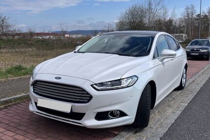 Ford Mondeo 98.750 km 13.700 &euro; Weiden 92637