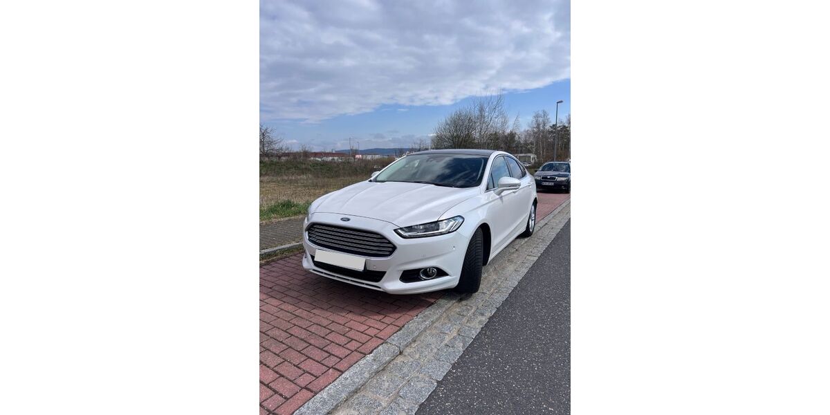 Ford Mondeo 98.750 km 13.700 &euro; Weiden 92637
