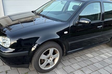 VW Golf 247.400 km 1.390 &euro; Tunau 79677