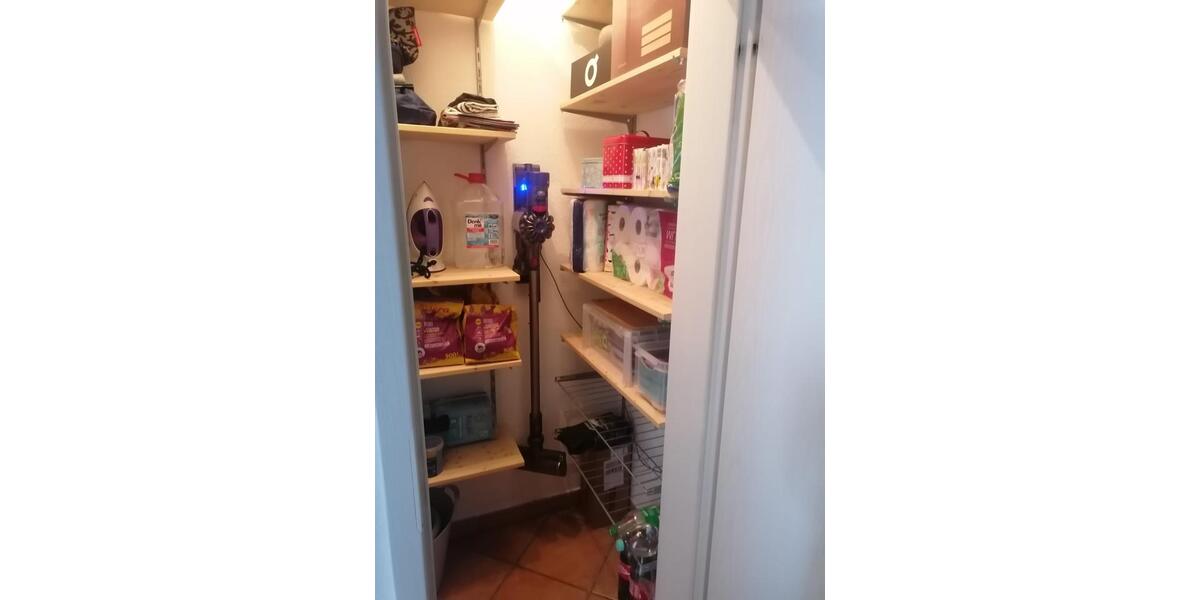 Ruhige, hochwertige 2-Zi.-Whg. in Südlage, 2 Balkone + Stellplatz 2 zimmer