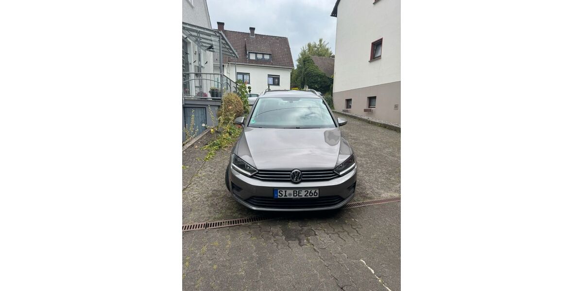 VW Golf Sportsvan 141.000 km 9.500 &euro; Kreuztal 57223