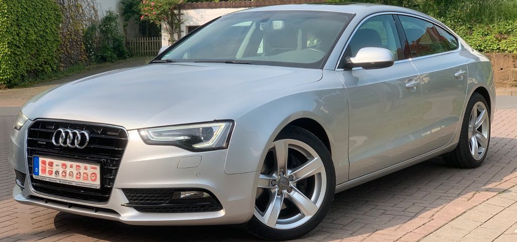 Audi A5 176.500 km 16.490 &euro; Beienrode bei Göttingen 37130
