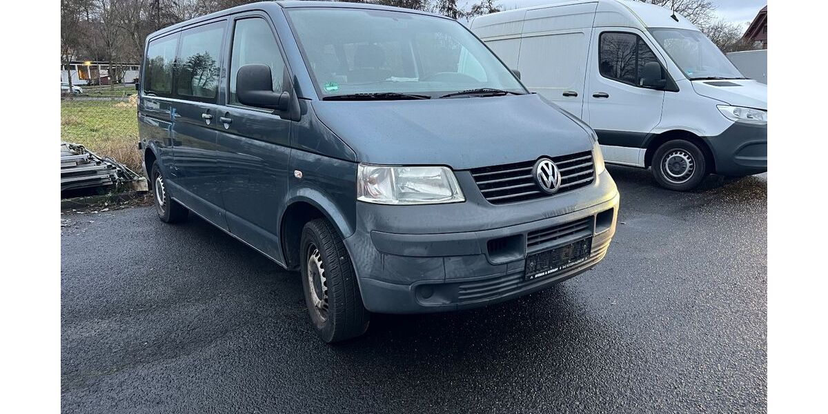 VW T5 Transporter 299.000 km 4.900 &euro; Göttingen 37081