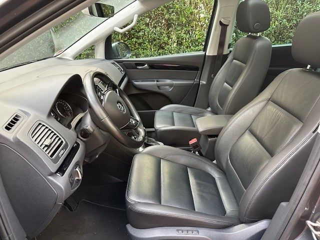 VW Sharan 126.500 km 26.500 € Göttingen 37083