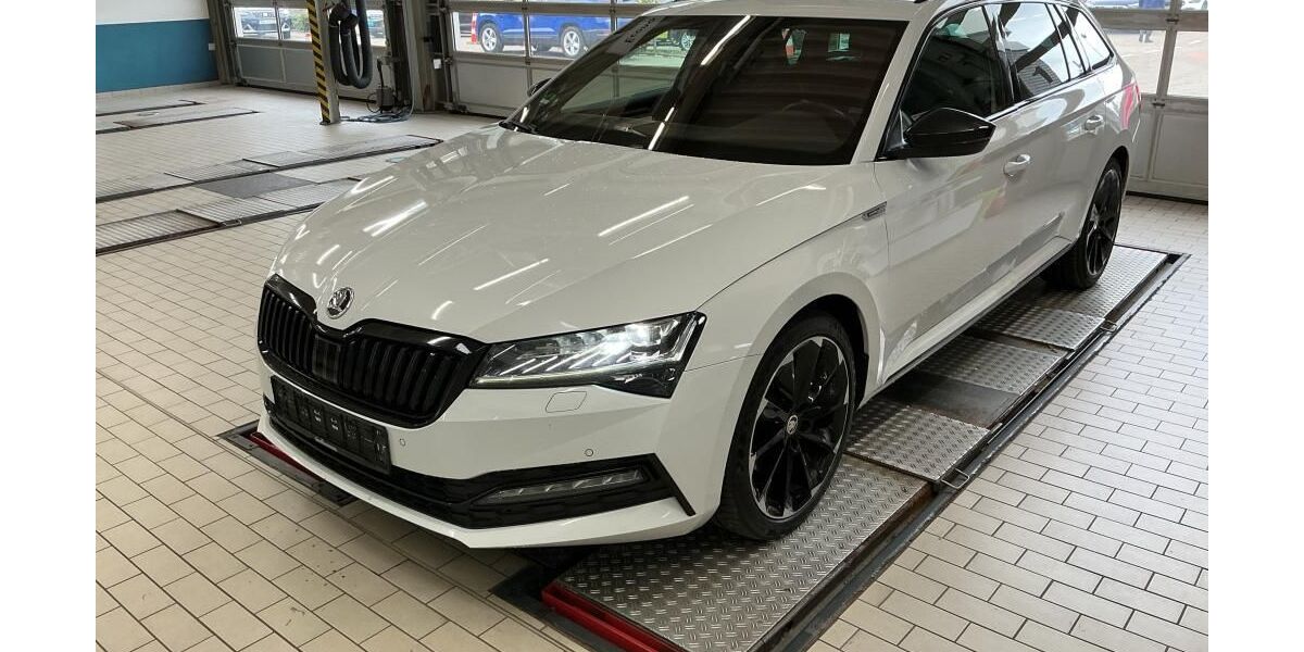 Skoda Superb 181.374 km 21.990 &euro; Vechelde 38159