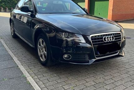 Audi A4 318.000 km 4.500 € Duisburg 47053