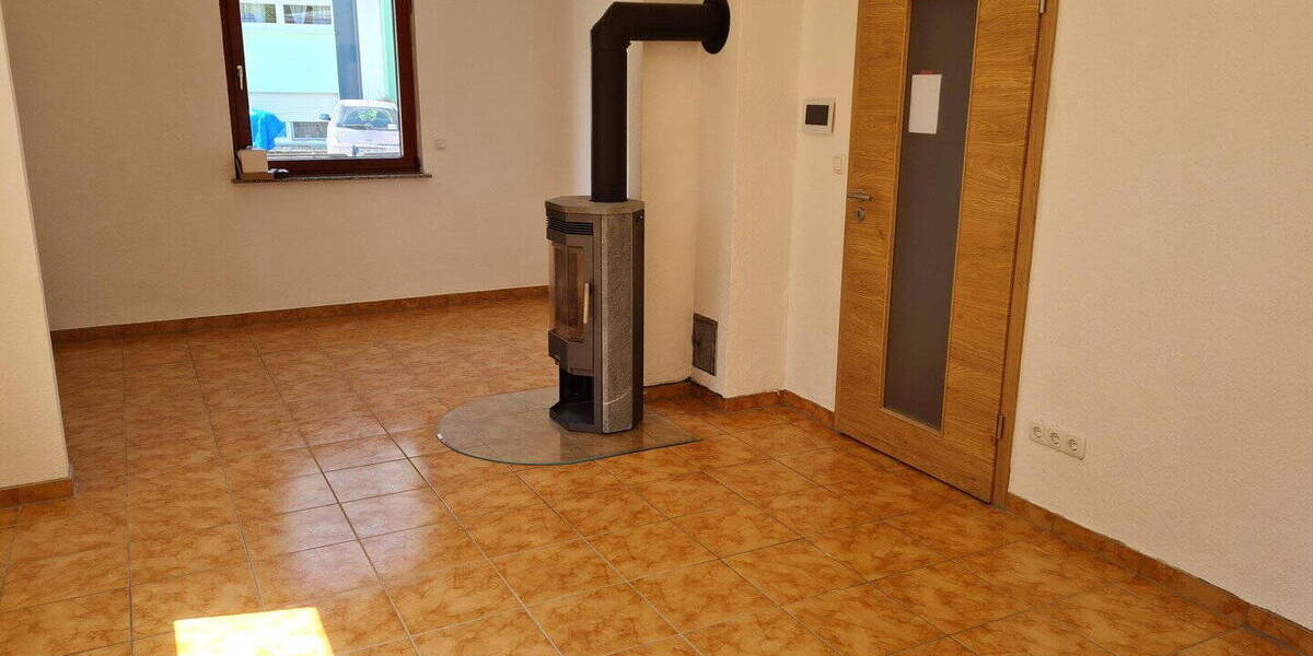 Einfamilienhaus Gelnhausen Hailer - 4 Zimmer, 180 m&sup2;, 2.250&euro; | Angebot:26870113