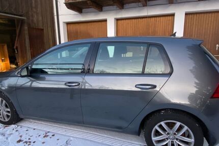 VW Golf 128.284 km 10.300 &euro; Aying 85653