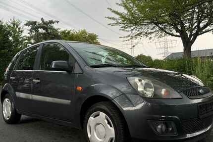 Ford Fiesta 179.000 km 2.250 &euro; Hürth 50354
