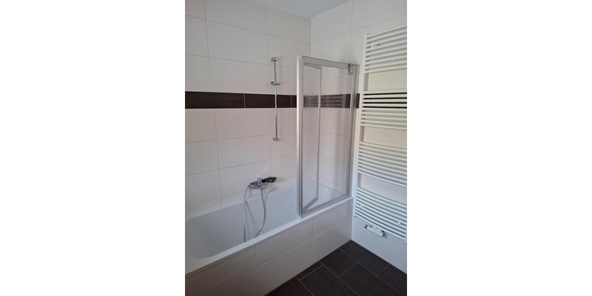 Einfamilienhaus Schonungen Forst - 8 Zimmer, 155 m&sup2;, 365.000&euro; | Angebot:26759985